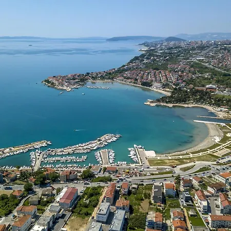 Daire With Parking Space Podstrana, Split - 23706 *