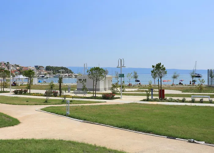 With Parking Space Podstrana, Split - 23706 *