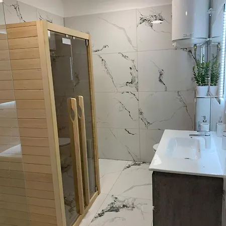 Lejlighed With Hot Tub Podstrana, Split - 23706 Podstrana